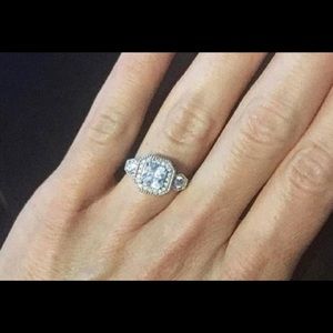 Stella & Dot deco cocktail ring size 7